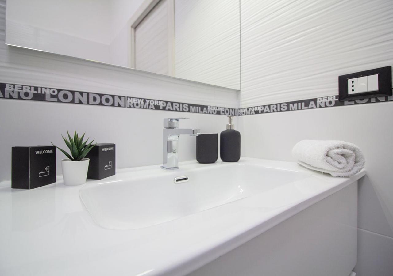 Athena Rooms - Parcheggio Privato Bolonha Exterior foto