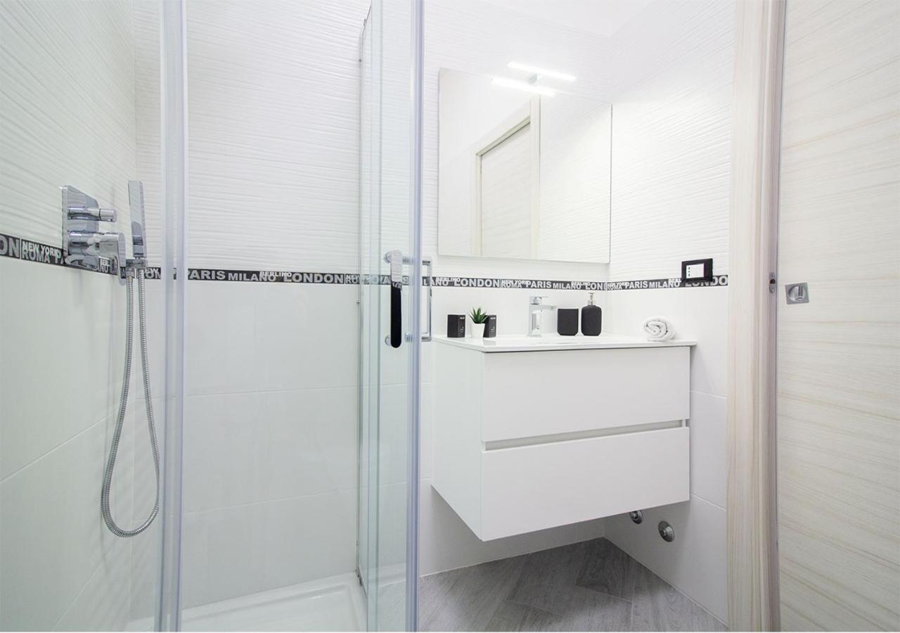 Athena Rooms - Parcheggio Privato Bolonha Exterior foto